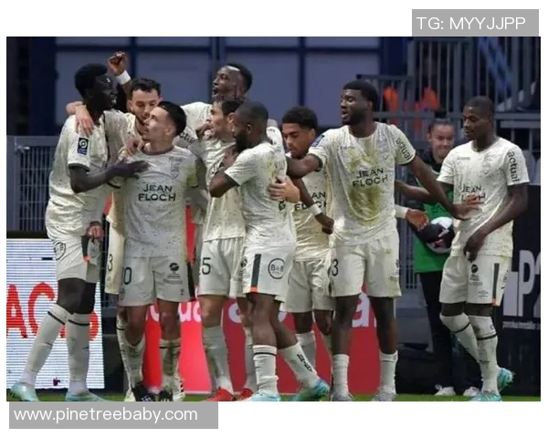 法甲精彩对决昂热与里昂的全面分析与赛前展望 法甲精彩对决昂热与里昂的全面分析与赛前展望